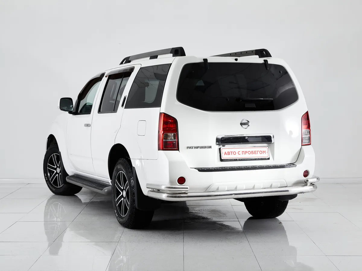 Nissan Pathfinder III Рестайлинг — фото 5