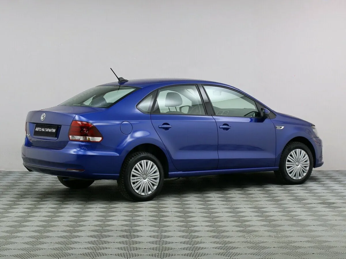 Volkswagen Polo V Рестайлинг — фото 2