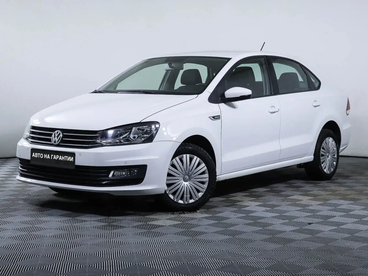 Volkswagen Polo V Рестайлинг · Comfortline