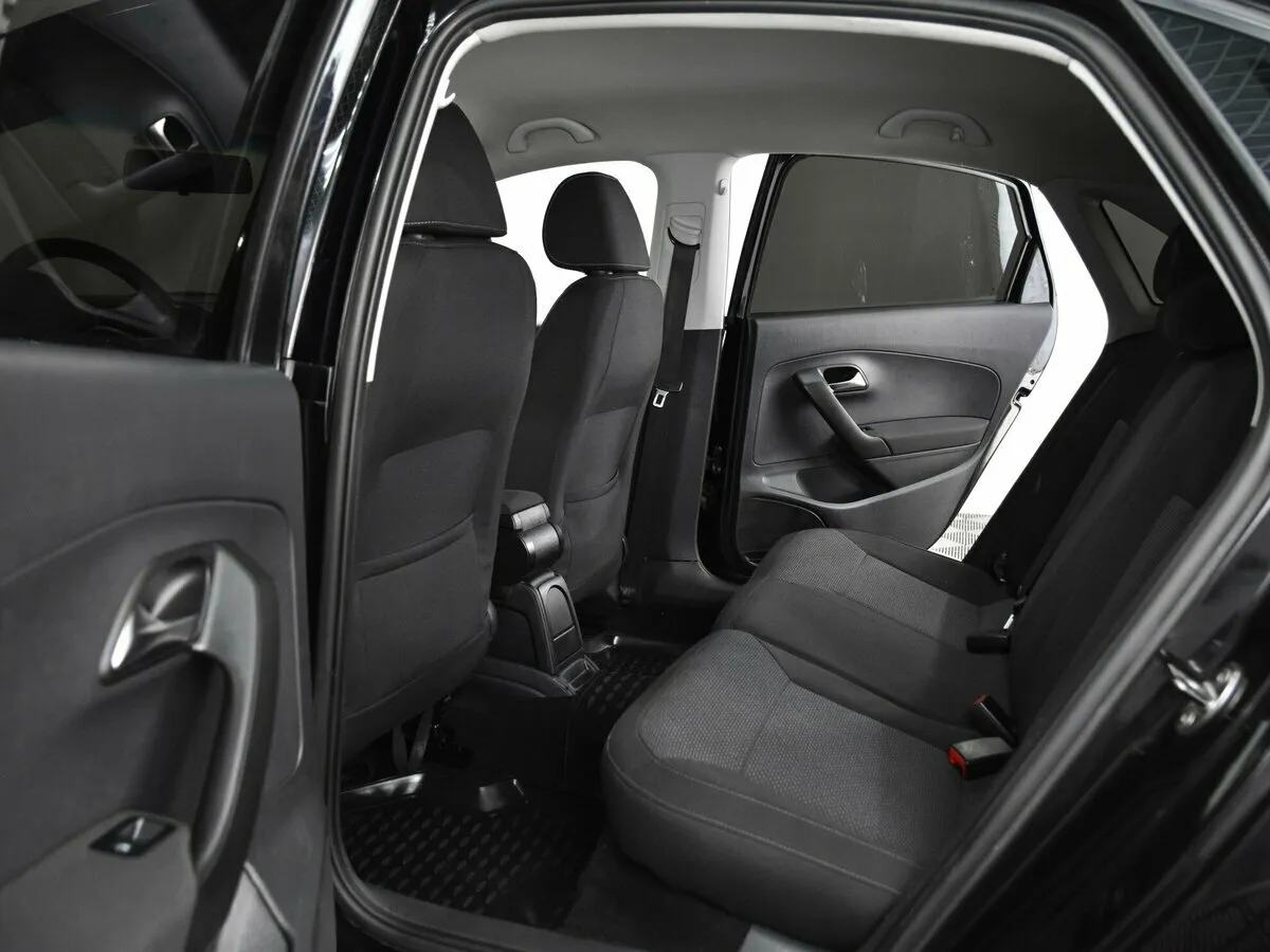 Volkswagen Polo V Рестайлинг · CONNECT — фото 5