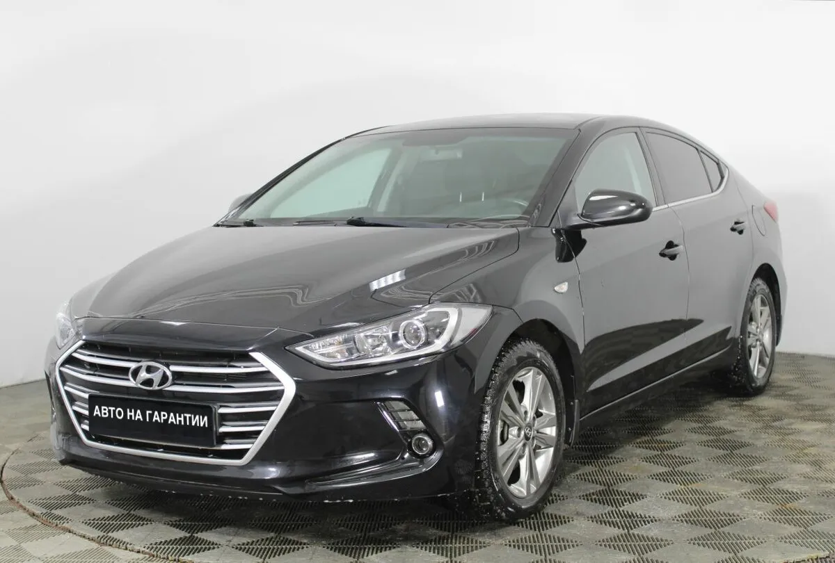 Hyundai Elantra VI (AD) · Active