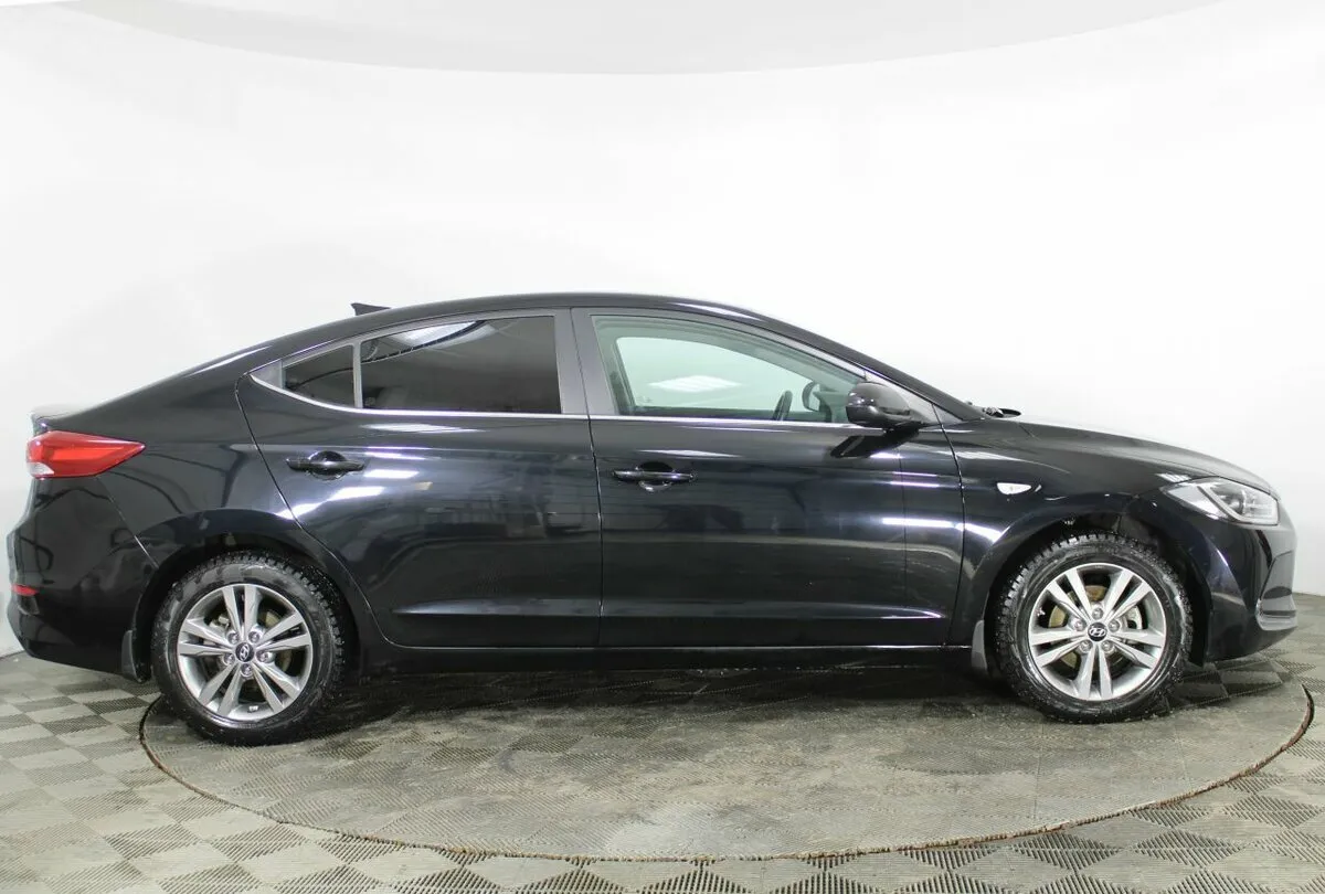 Hyundai Elantra VI (AD) · Active — фото 3