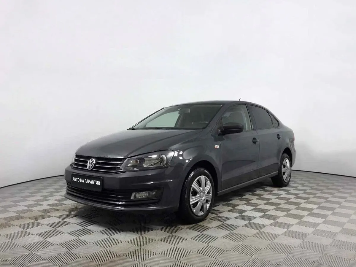 Volkswagen Polo V Рестайлинг · Comfortline