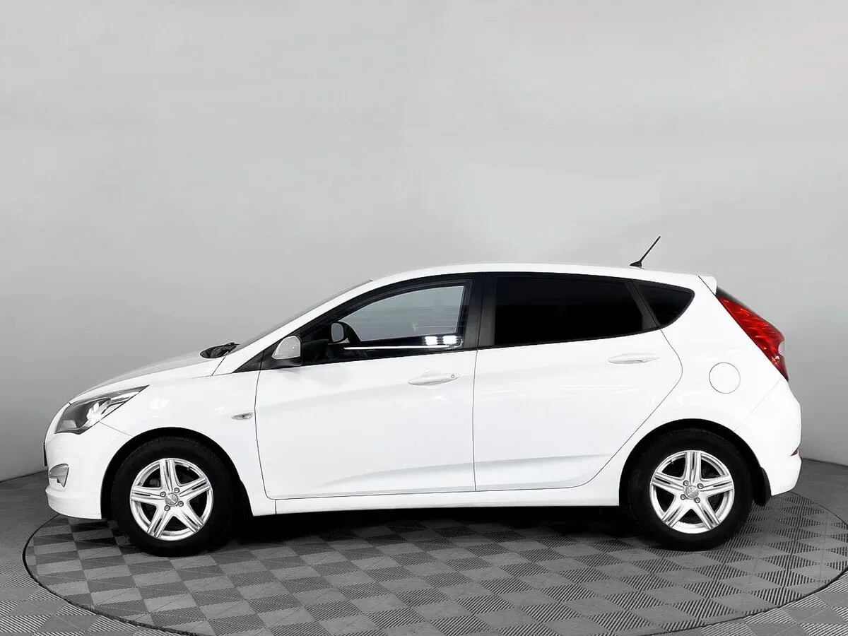 Hyundai Solaris I Рестайлинг · Active — фото 3