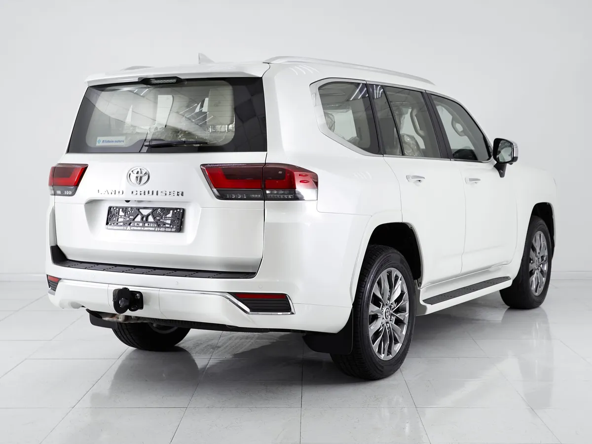 Toyota Land Cruiser 300 Series — фото 4