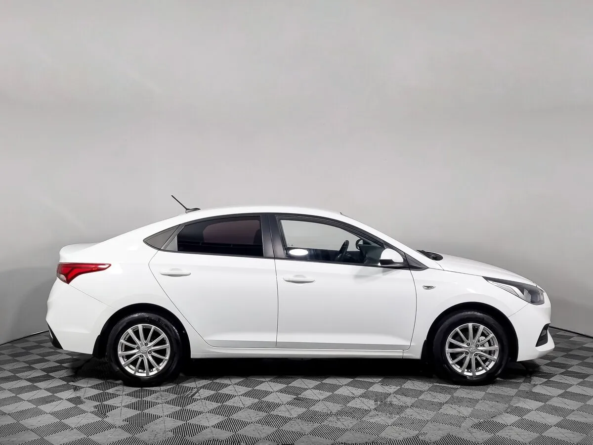 Hyundai Solaris II · Active Plus — фото 3
