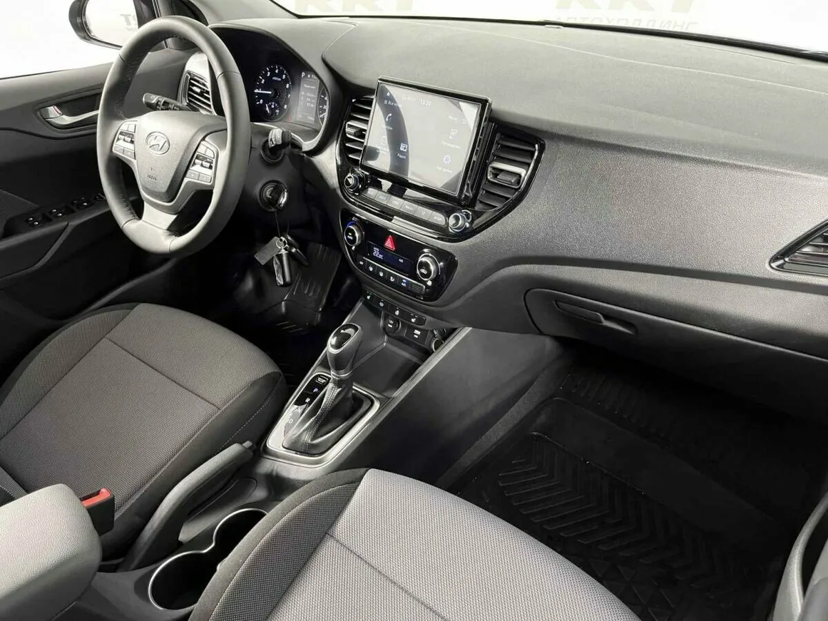 Hyundai Solaris II Рестайлинг · Comfort — фото 5