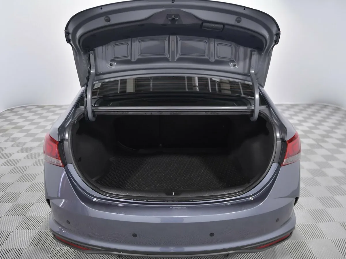 Hyundai Solaris II Рестайлинг · Comfort — фото 5