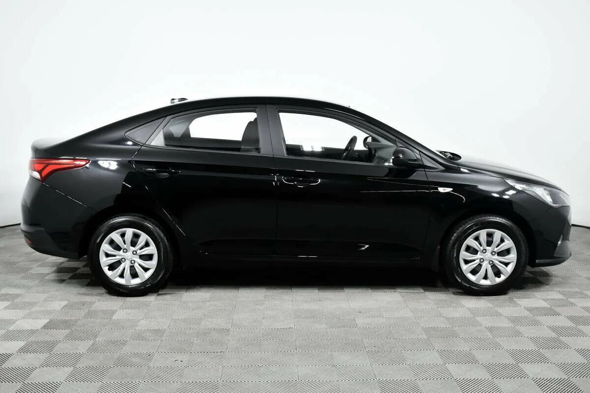 Hyundai Solaris II Рестайлинг · Active Plus — фото 3