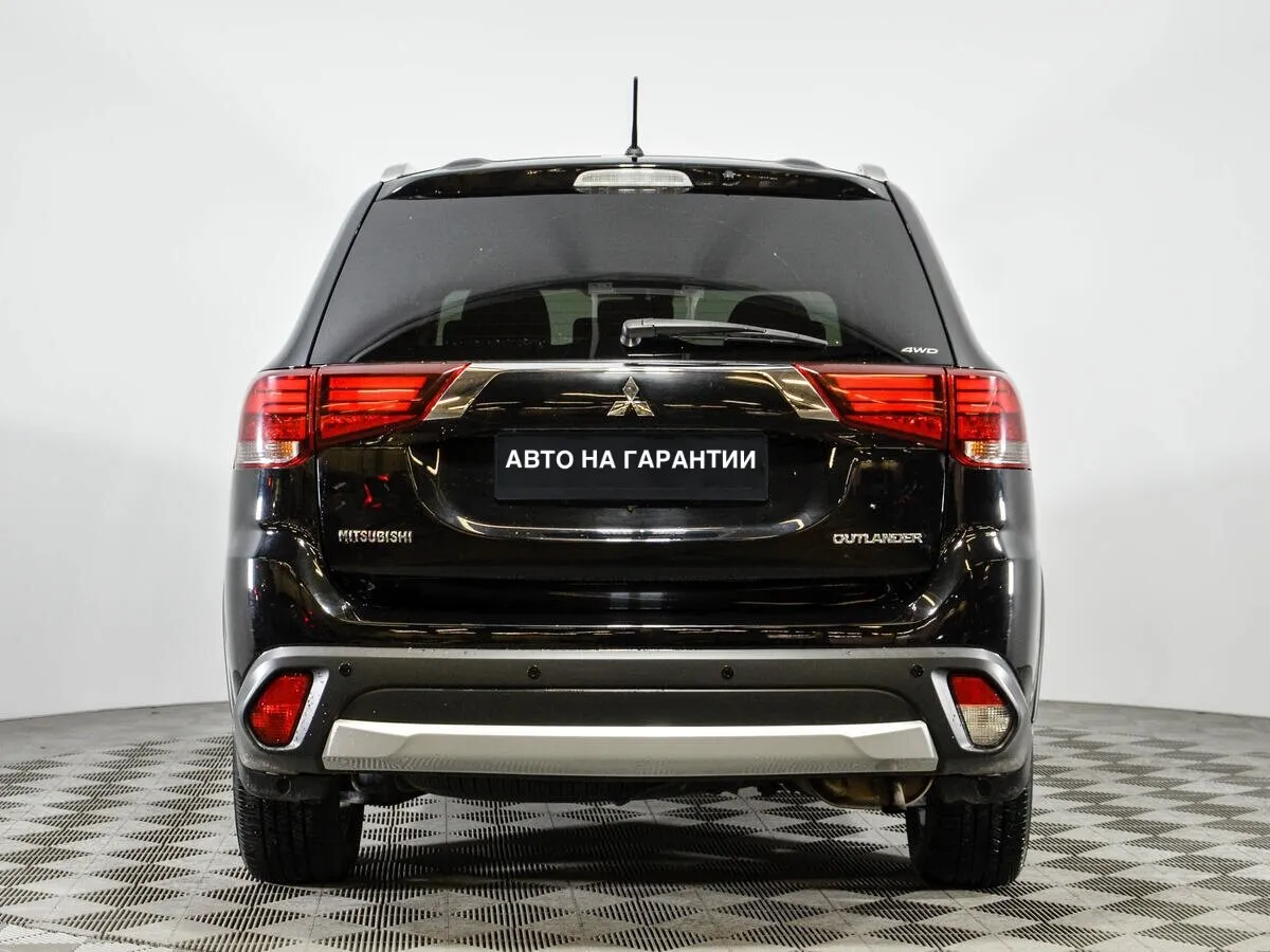 Mitsubishi Outlander III Рестайлинг 2 · Instyle — фото 5