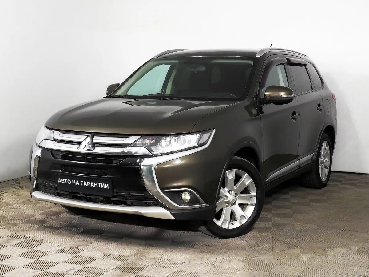 Mitsubishi Outlander III Рестайлинг 2 · Instyle 2017