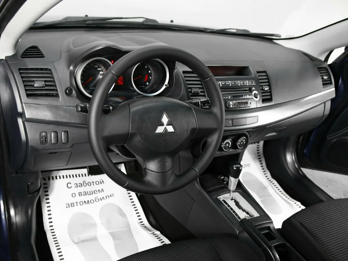 Mitsubishi Lancer X — фото 5
