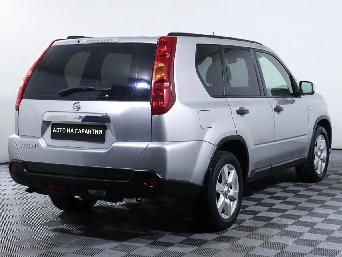Nissan X-Trail II · LE (metallic) — фото 4