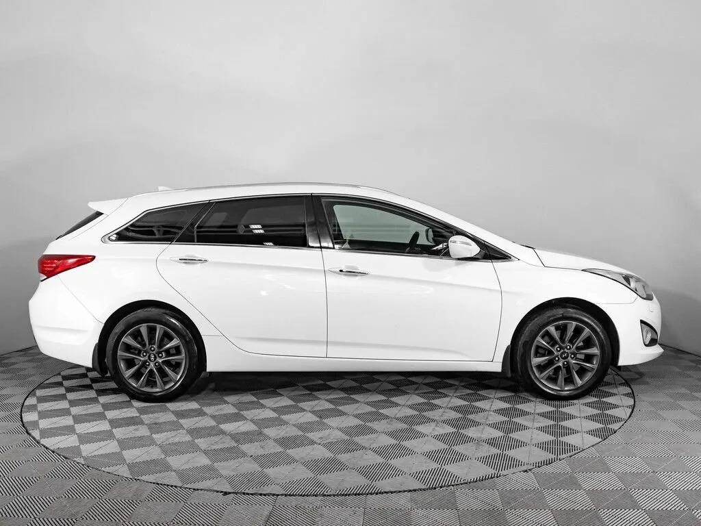Hyundai i40 I — фото 3