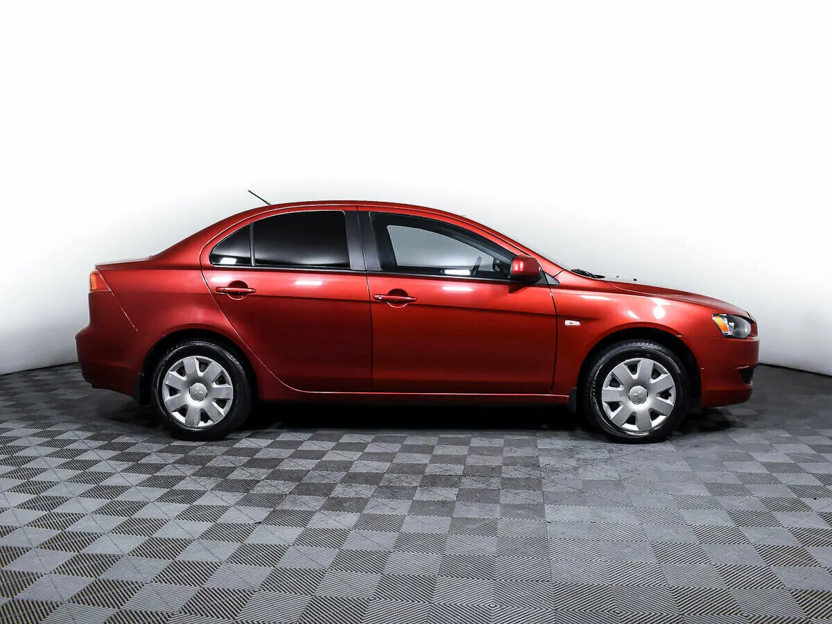 Mitsubishi Lancer X — фото 3