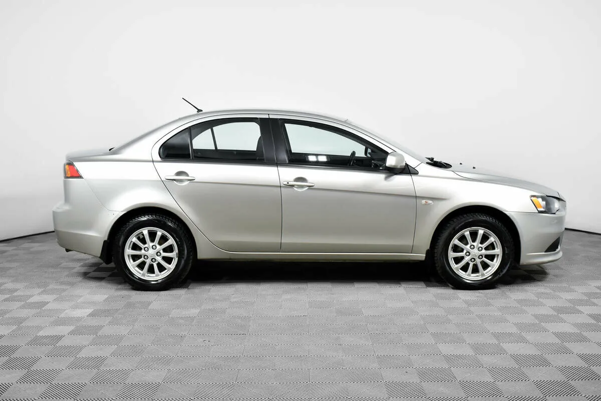 Mitsubishi Lancer X Рестайлинг — фото 3