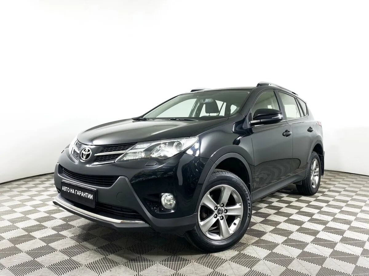 Toyota RAV4 IV (XA40)