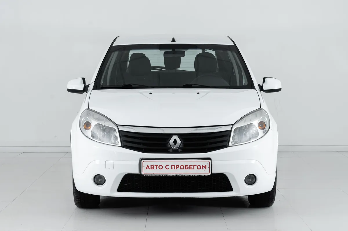 Renault Sandero I — фото 2