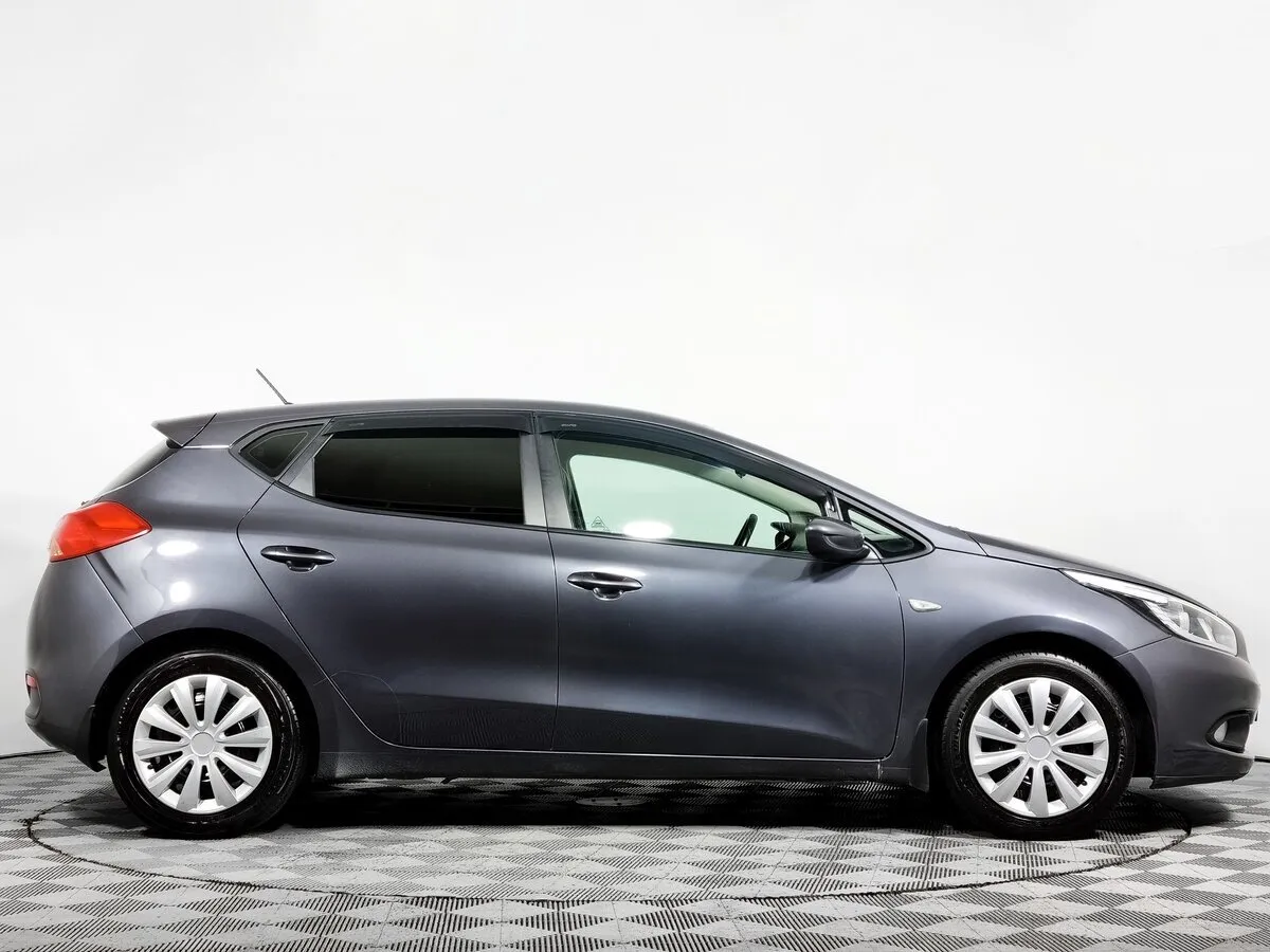Kia Ceed II · Classic — фото 3