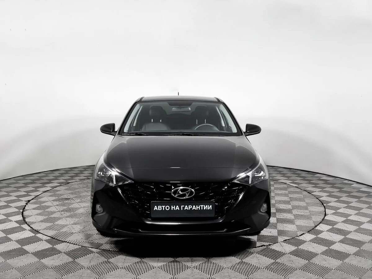 Hyundai Solaris II Рестайлинг · Comfort — фото 2