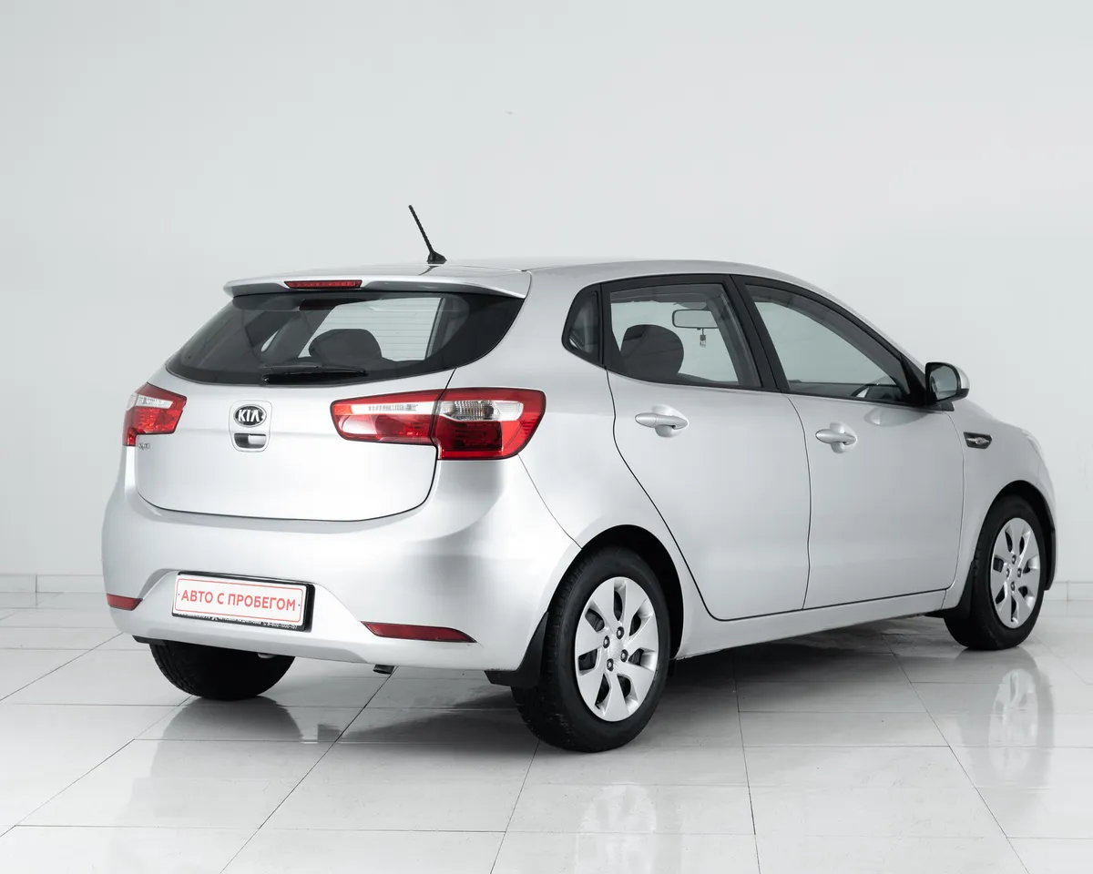 Kia Rio III — фото 4
