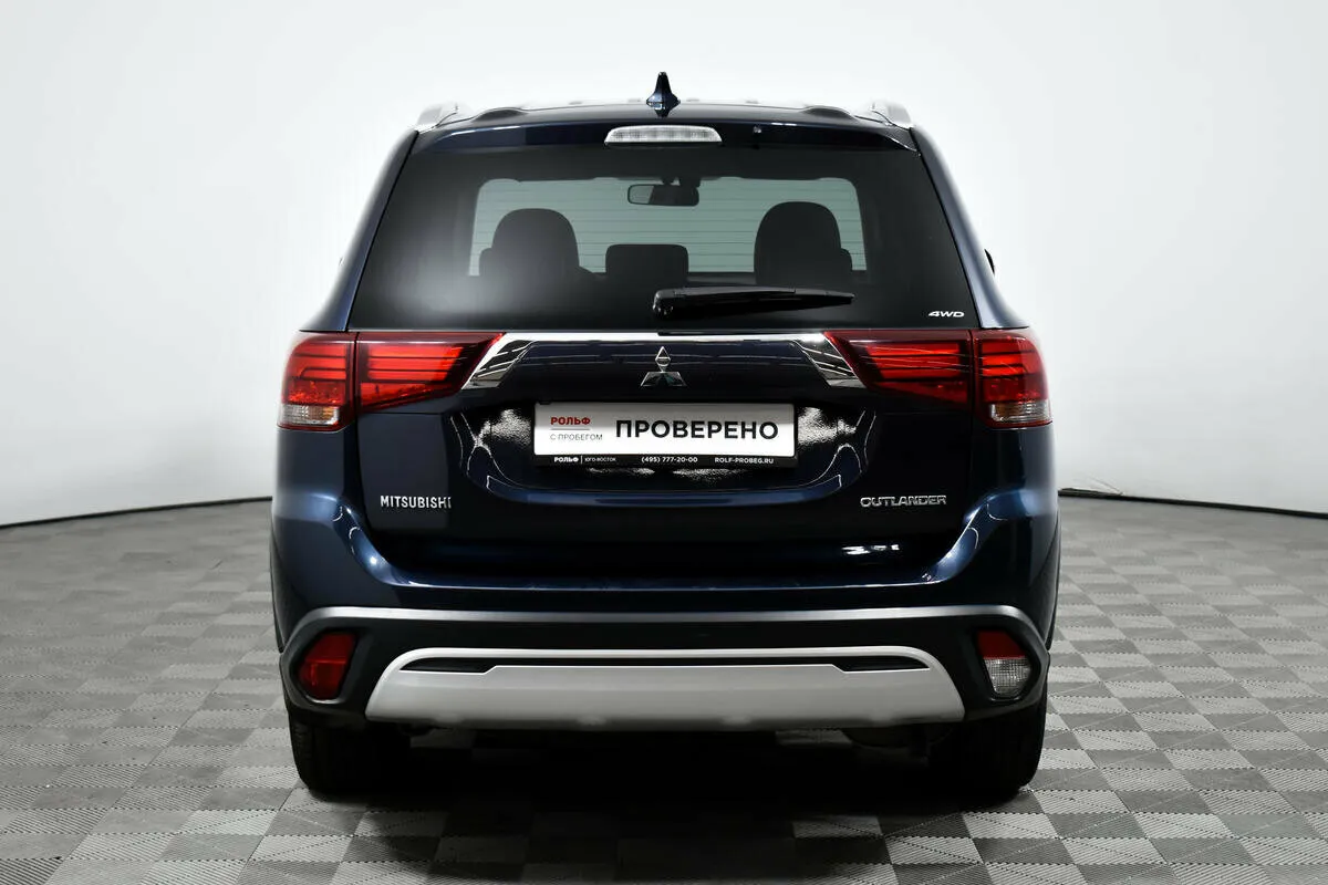 Mitsubishi Outlander III Рестайлинг 3 · Ultimate — фото 5