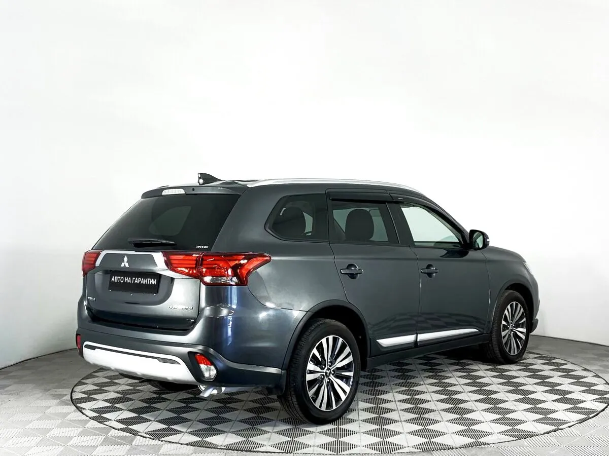 Mitsubishi Outlander III Рестайлинг 3 — фото 4