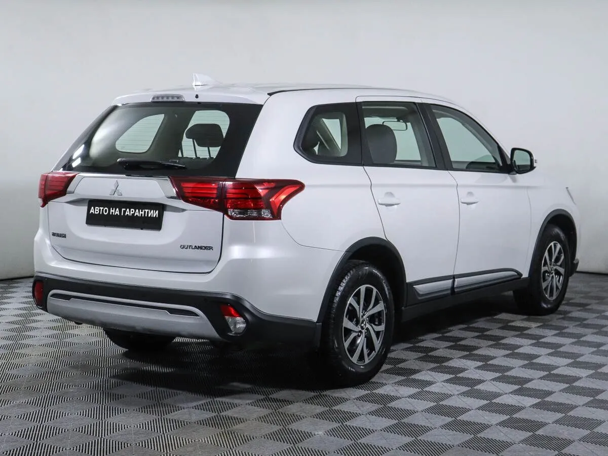 Mitsubishi Outlander III Рестайлинг 3 — фото 4