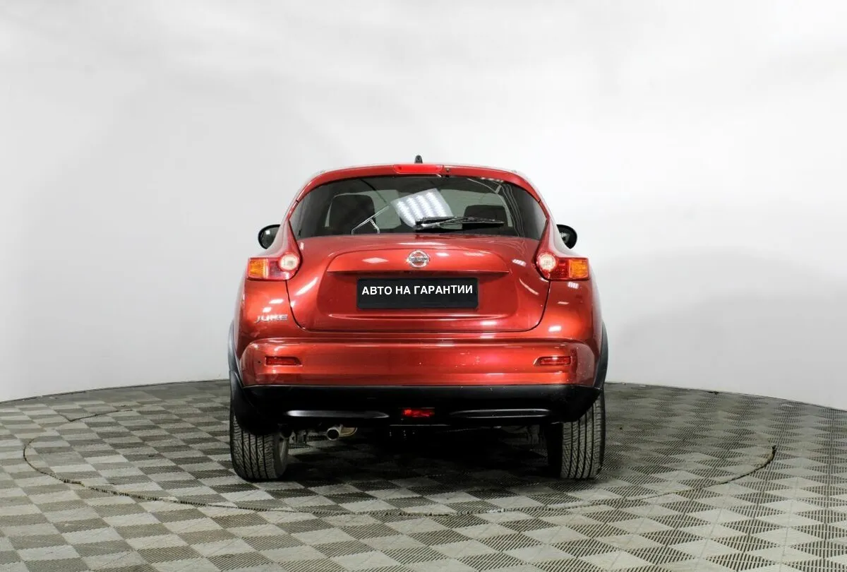 Nissan Juke I · LE — фото 5