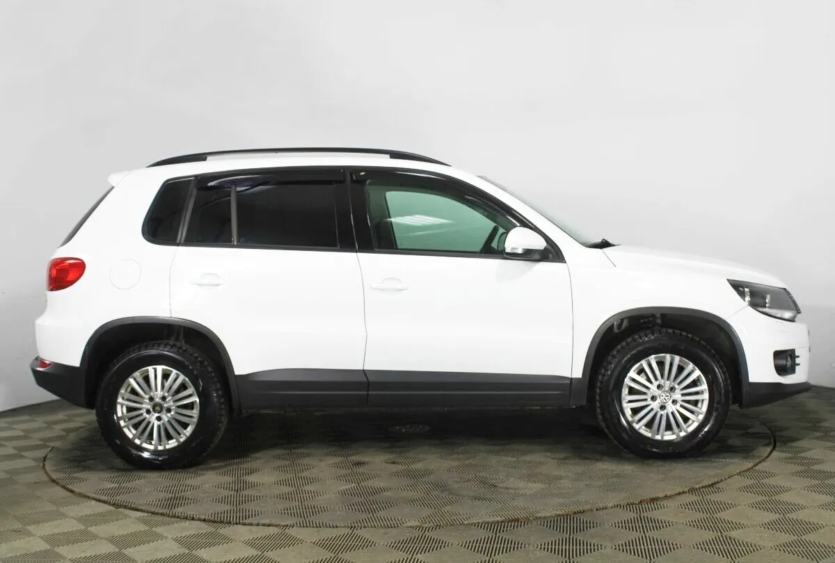 Volkswagen Tiguan I Рестайлинг — фото 3