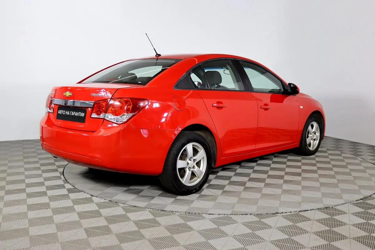 Chevrolet Cruze I Рестайлинг · LS — фото 4