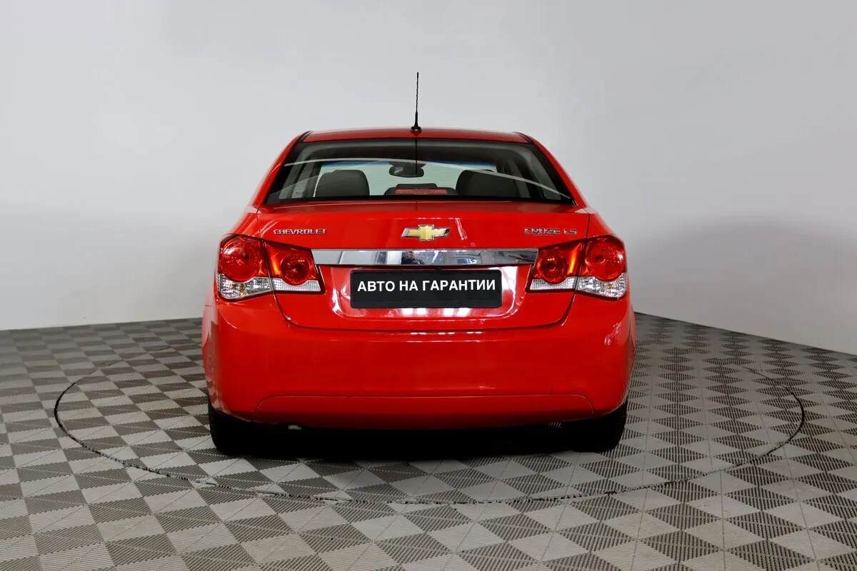 Chevrolet Cruze I Рестайлинг · LS — фото 5