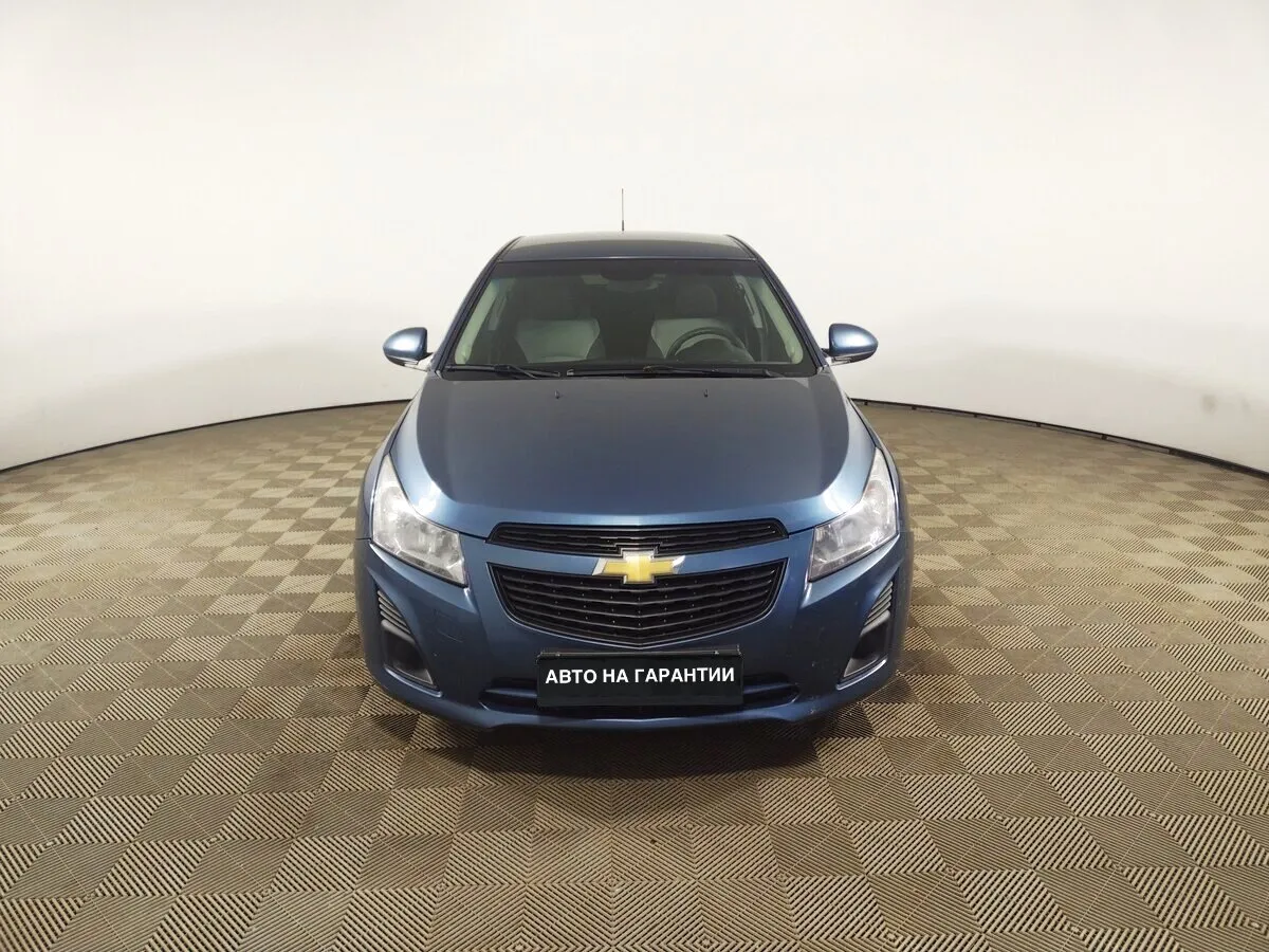 Chevrolet Cruze I Рестайлинг · LS — фото 2
