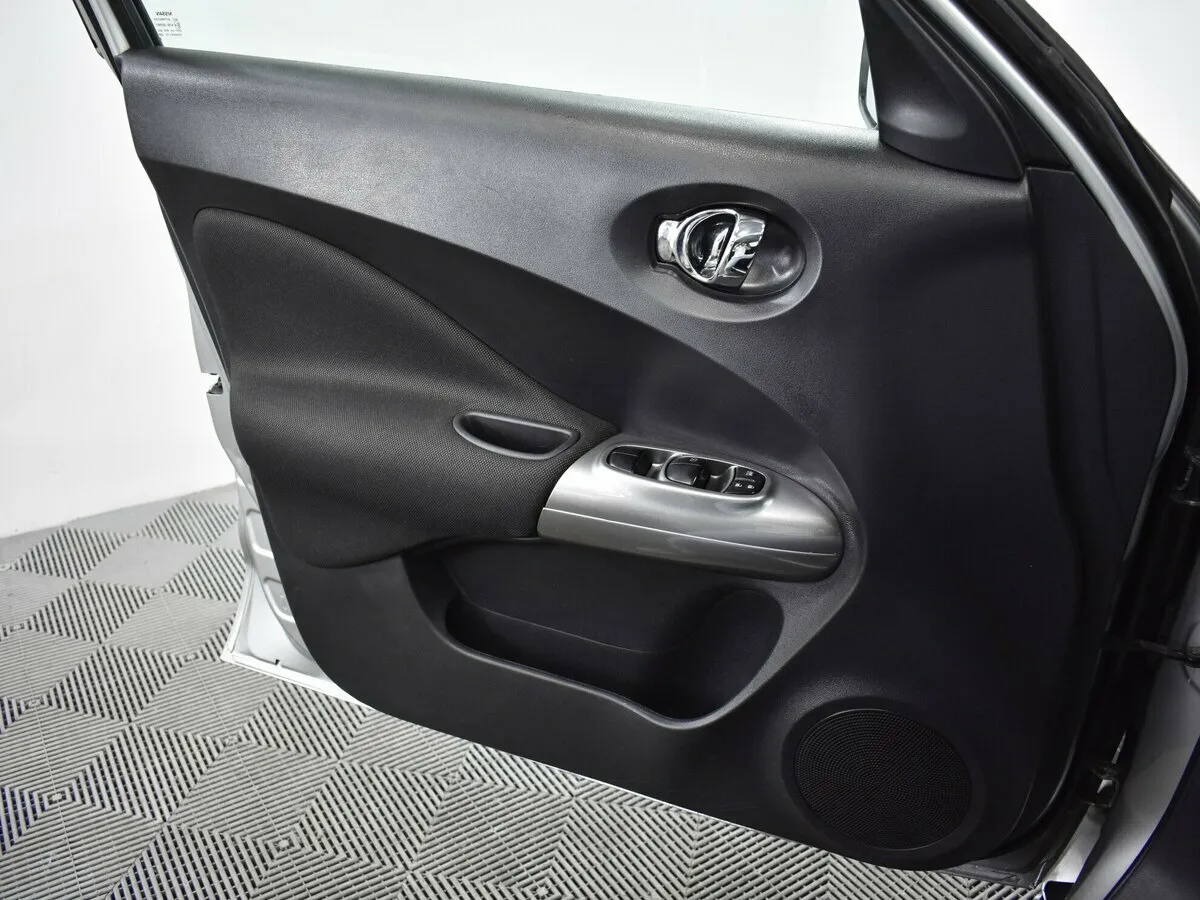 Nissan Juke I · SE — фото 3