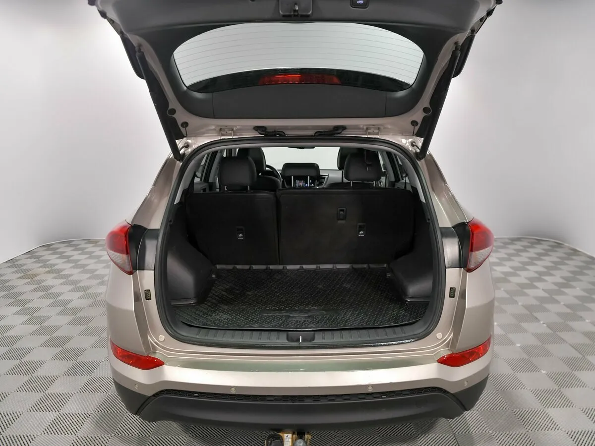 Hyundai Tucson III · High-Tech — фото 5