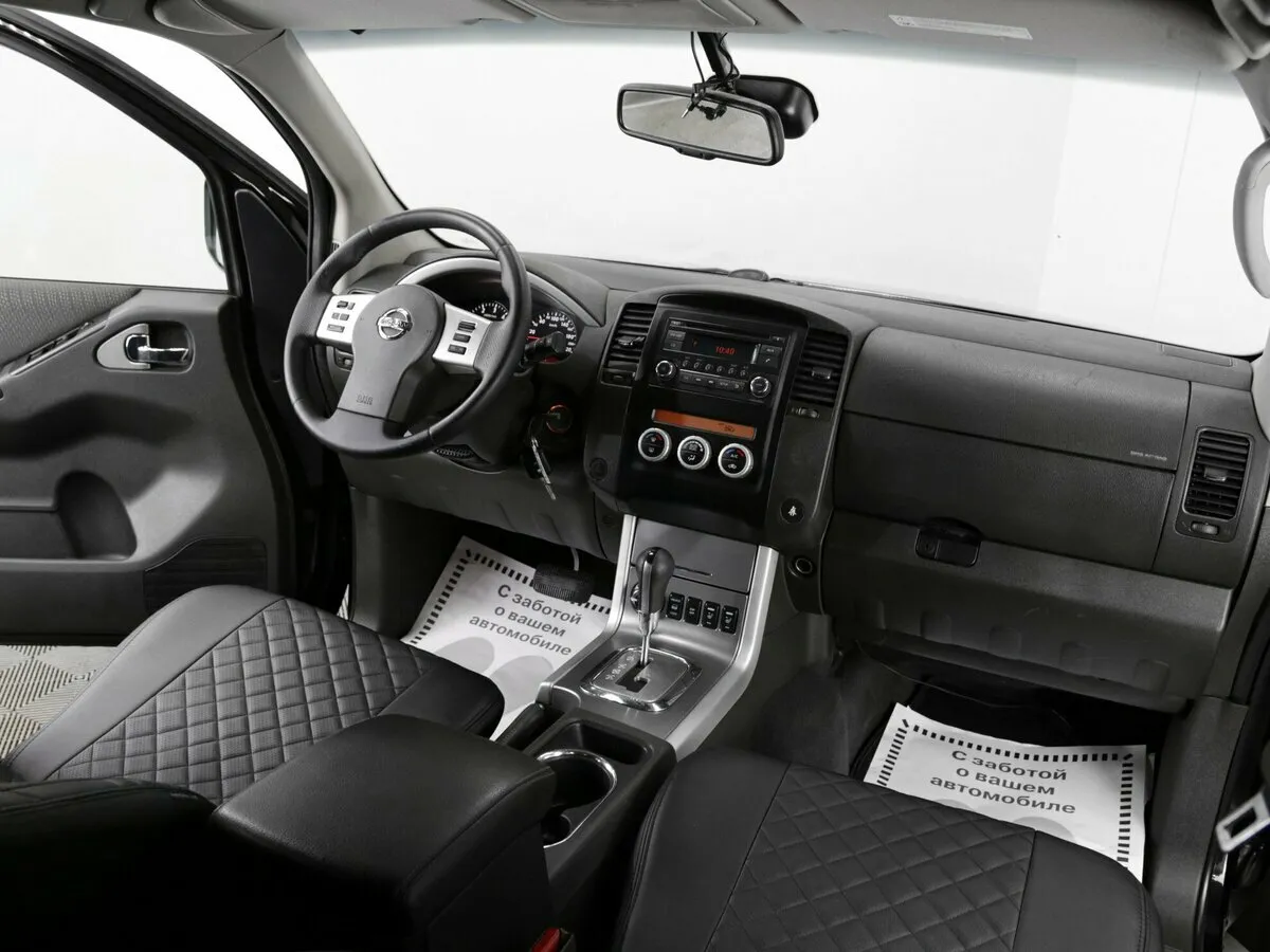 Nissan Pathfinder III Рестайлинг · LE — фото 3