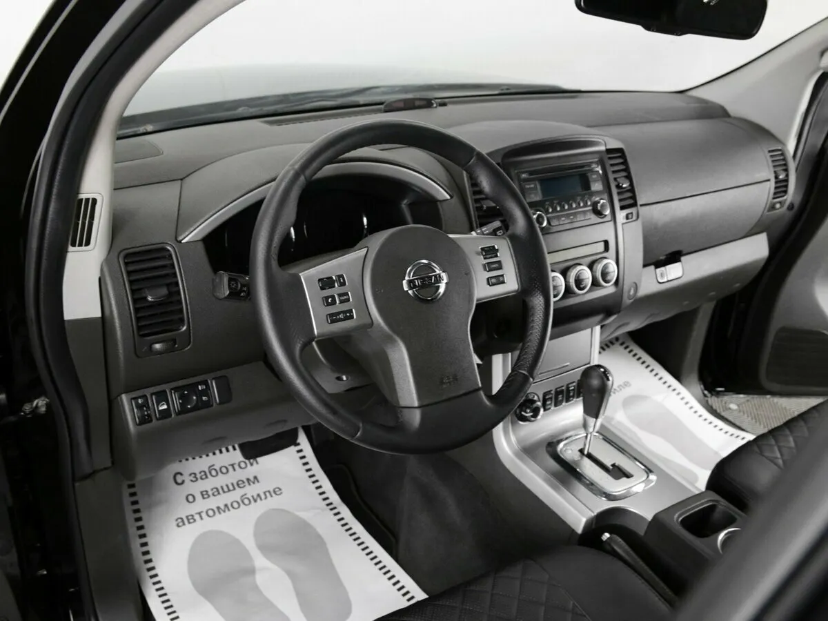 Nissan Pathfinder III Рестайлинг · LE — фото 5