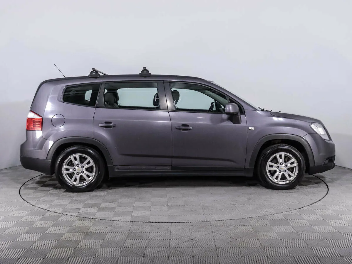 Chevrolet Orlando I · LS — фото 3