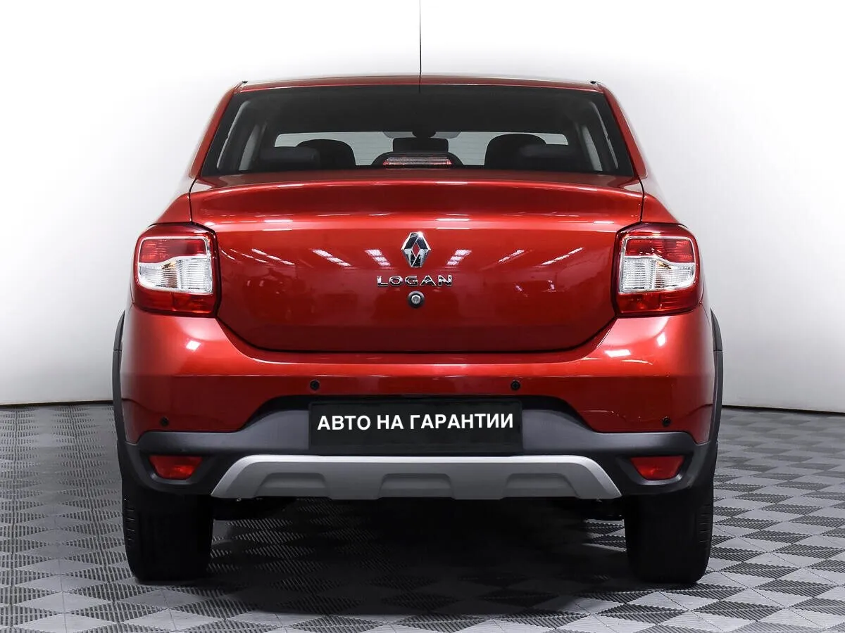 Renault Logan II Рестайлинг · Stepway Drive — фото 5