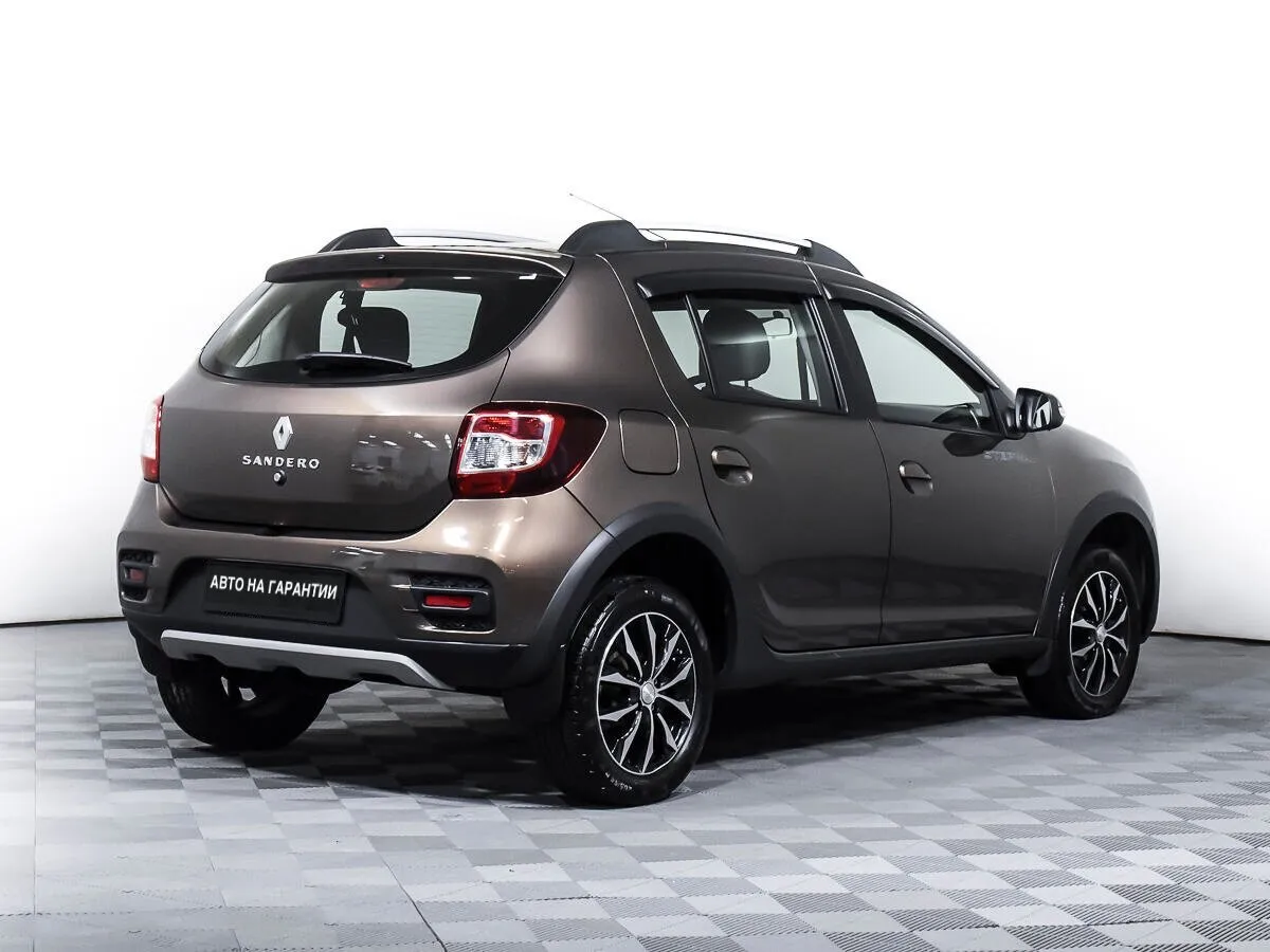 Renault Sandero II Рестайлинг · Stepway Drive — фото 4