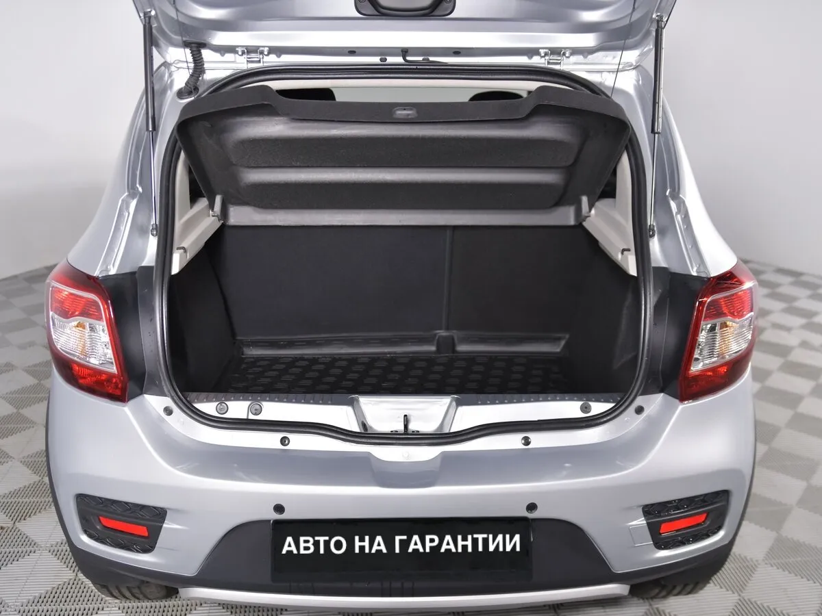 Renault Sandero II Рестайлинг · Stepway Drive — фото 5