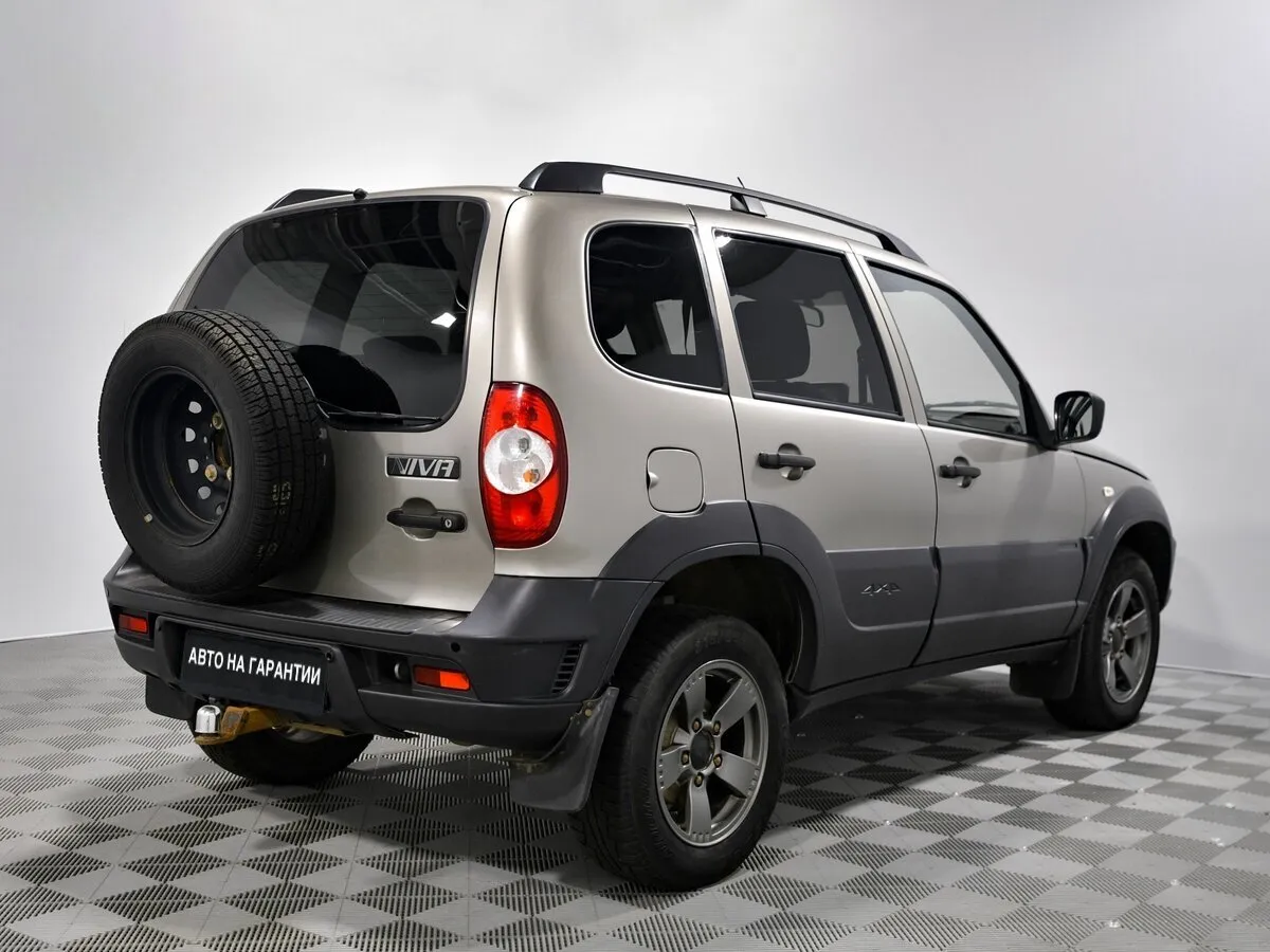 Lada (ВАЗ) Niva Travel I · Luxe (2021) — фото 3