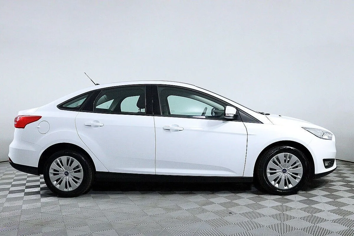 Ford Focus III Рестайлинг · SYNC Edition — фото 3