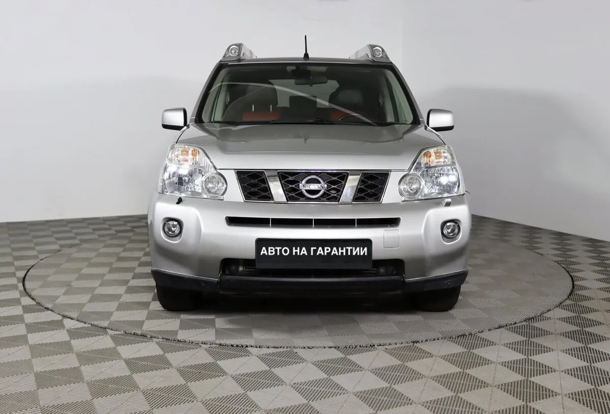 Nissan X-Trail II · SE +hatch (2-KDB) — фото 2