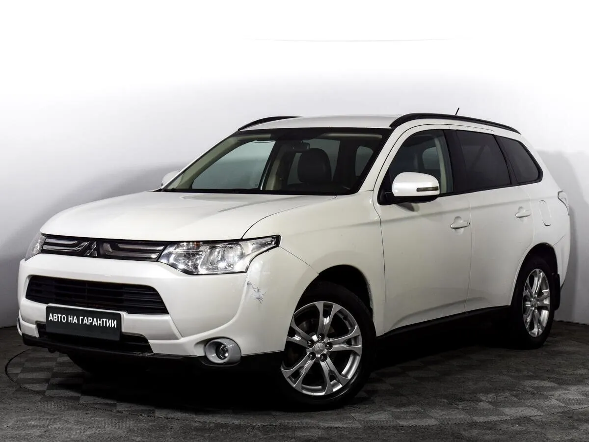 Mitsubishi Outlander III · Instyle