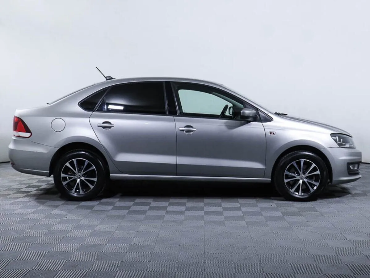 Volkswagen Polo V Рестайлинг · Comfortline — фото 3