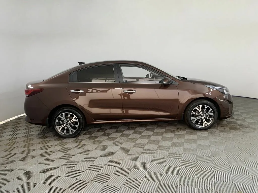 Kia Rio IV Рестайлинг · Luxe — фото 4