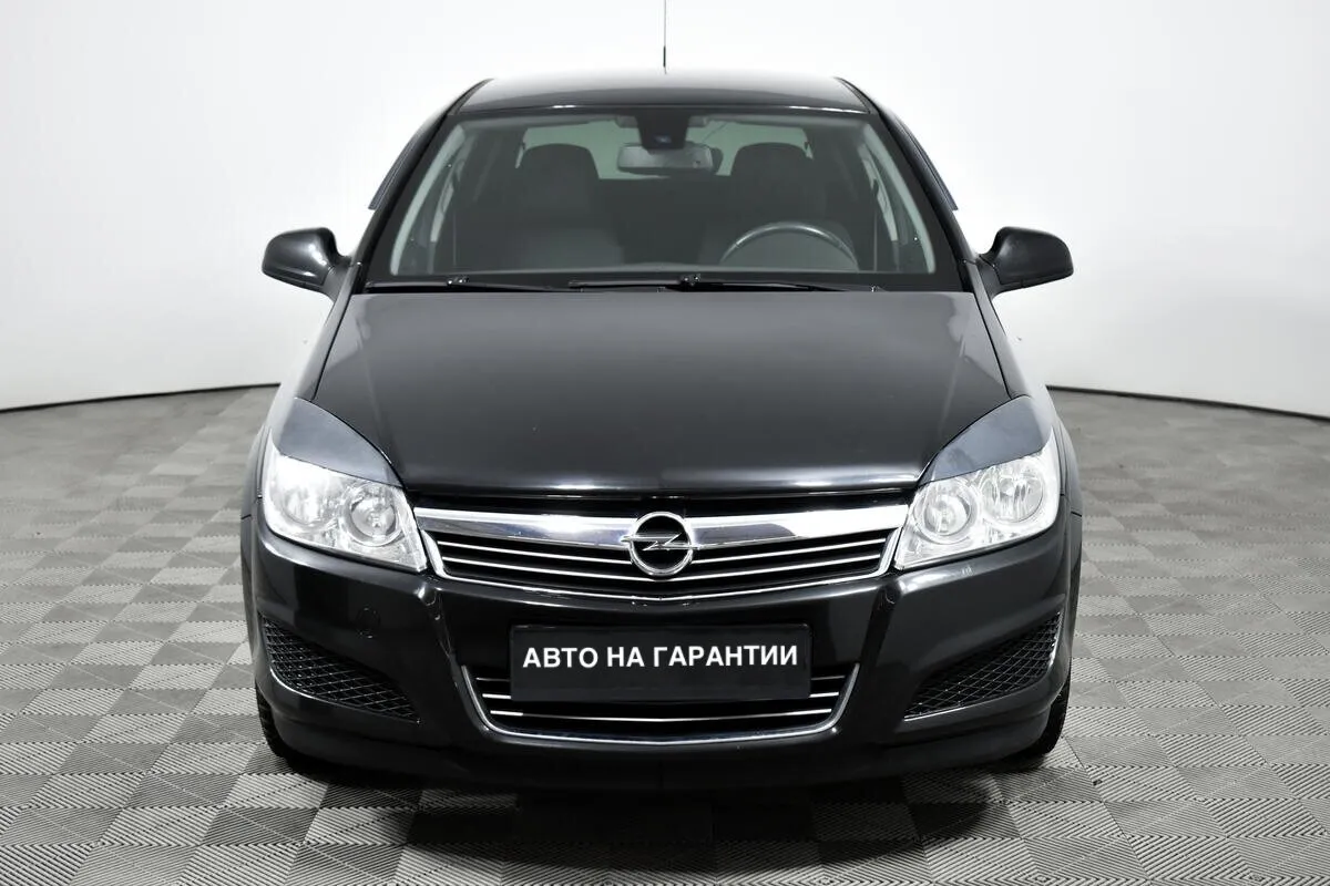 Opel Astra H Рестайлинг · Enjoy — фото 2