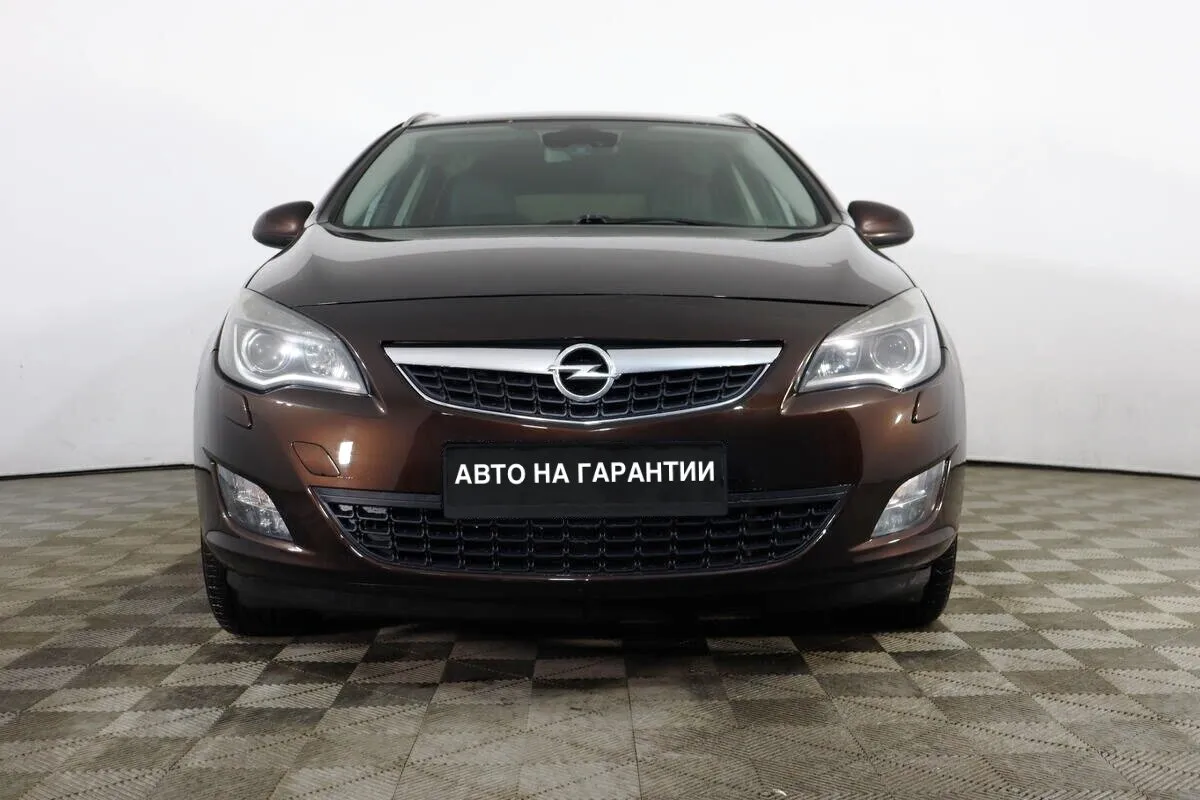 Opel Astra J · Enjoy — фото 2