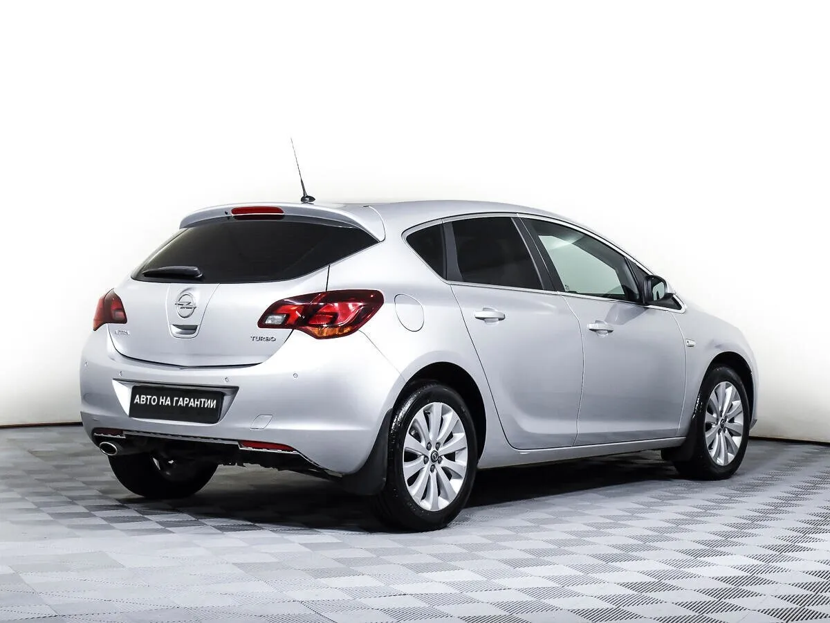 Opel Astra J Рестайлинг · Active — фото 3